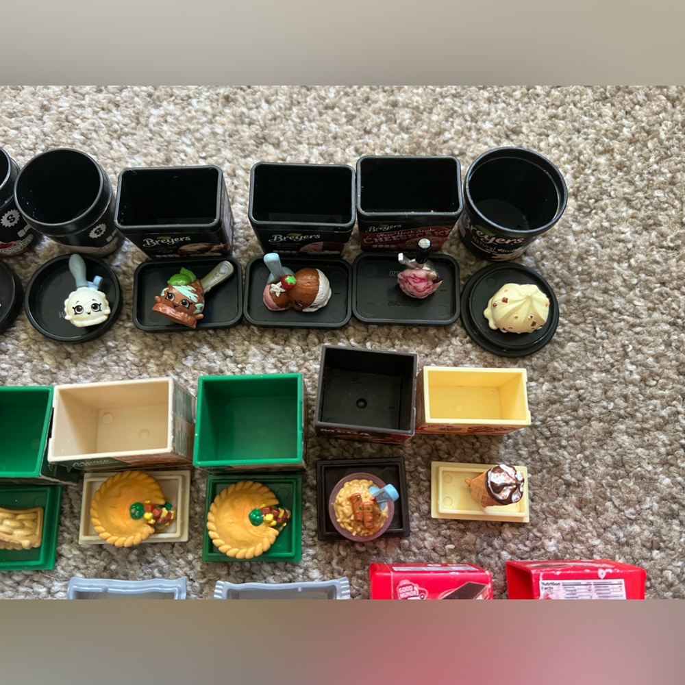 *Damaged* Lot of 30 Shopkins Real Littles Breyers Marie Callender’s Klondike - Picture 10 of 14